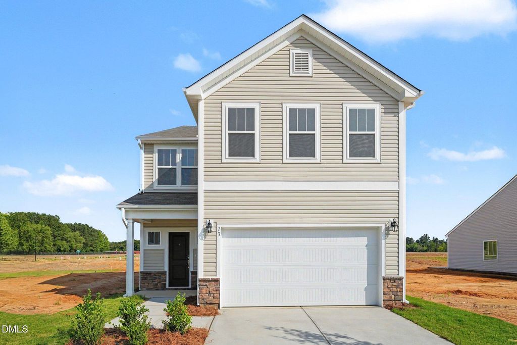 73 Cedarbranch Way 187, Erwin, NC 28339