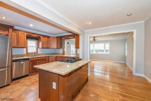 90 Burnham Pkwy, Morris Twp., NJ 07960