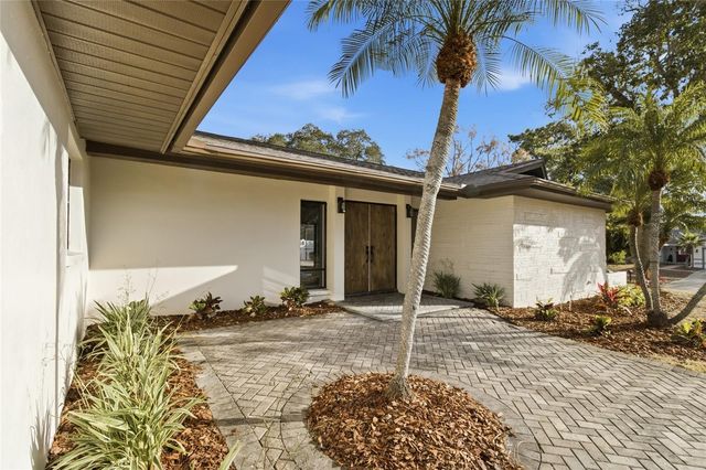 2932 SWEETGUM WAY S, Clearwater, FL 33761