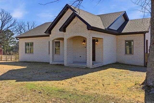 311 Dugger Rd, Beebe, AR 72012