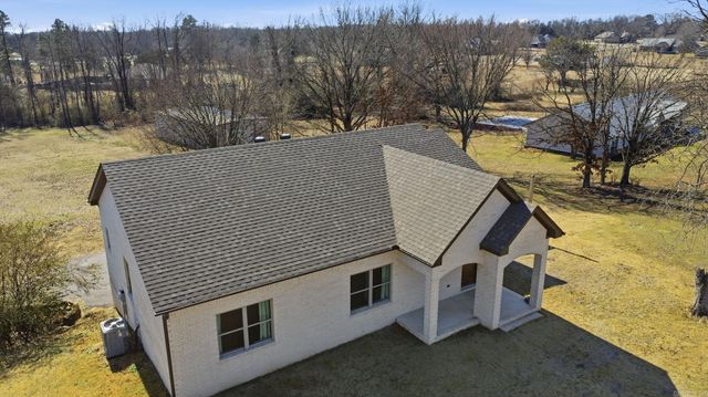 311 Dugger Rd, Beebe, AR 72012