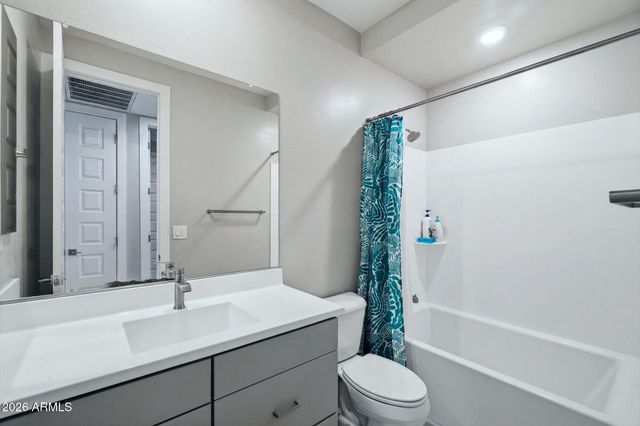 6935 W ANDREA Drive, Peoria, AZ 85383