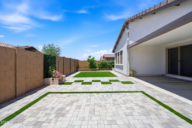6935 W ANDREA Drive, Peoria, AZ 85383