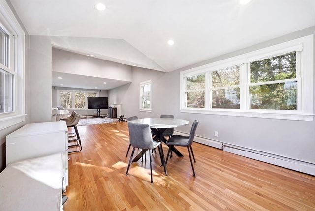 11 Ingleside Rd, Natick, MA 01760