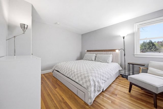11 Ingleside Rd, Natick, MA 01760