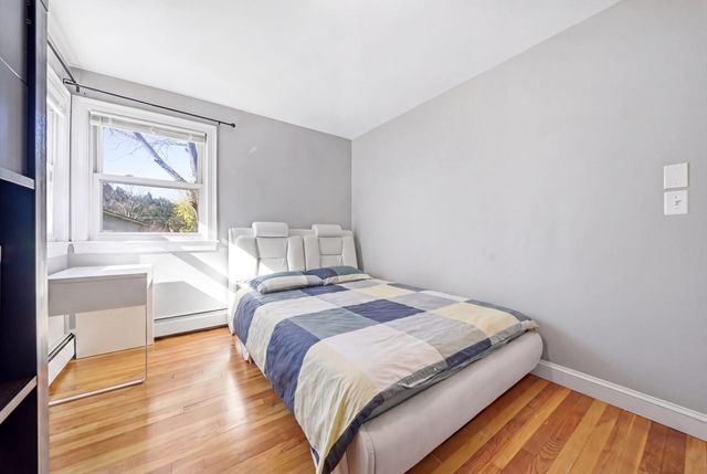 11 Ingleside Rd, Natick, MA 01760