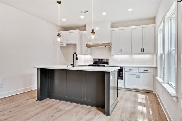 31 Ruthwell Drive, Bella Vista, AR 72715