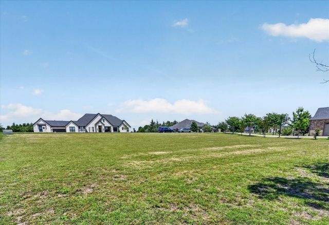 E-9 Waterstone Estate Drive, Mckinney, TX 75071