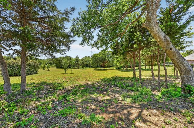 E-9 Waterstone Estate Drive, Mckinney, TX 75071