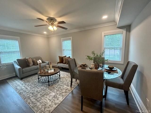 72 South Clinton Avenue 1B, Bay Shore, NY 11706