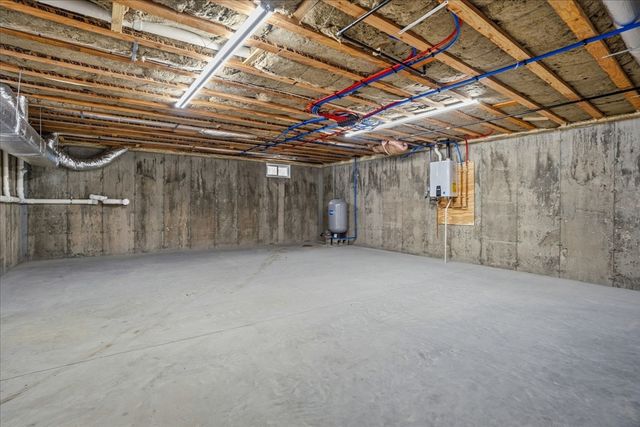 21 Cortney Dr., Westport, MA 02790