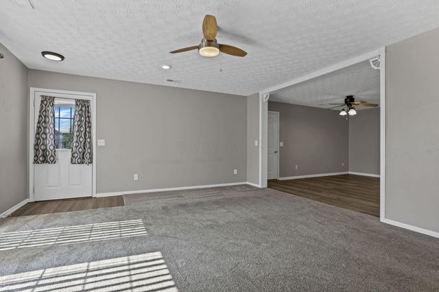 6658 Lagrange Drive, 43E, Canal Winchester, OH 43110