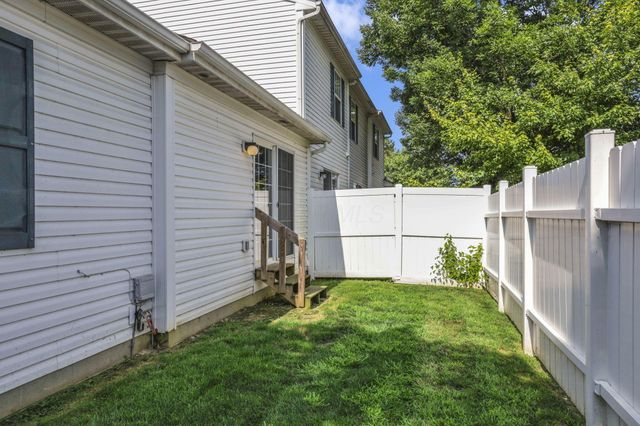 6658 Lagrange Drive, 43E, Canal Winchester, OH 43110