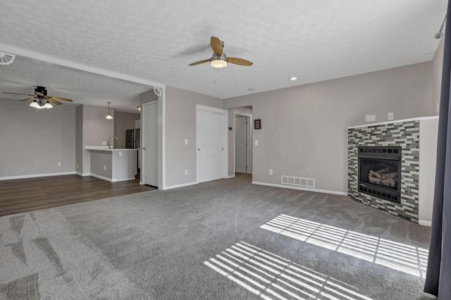 6658 Lagrange Drive, 43E, Canal Winchester, OH 43110