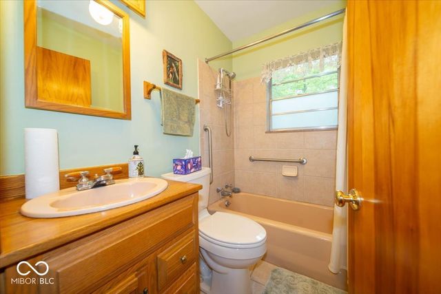 7282 E 550 S, Whitestown, IN 46075