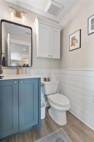 11812 LAKESHORE DRIVE, Clermont, FL 34711