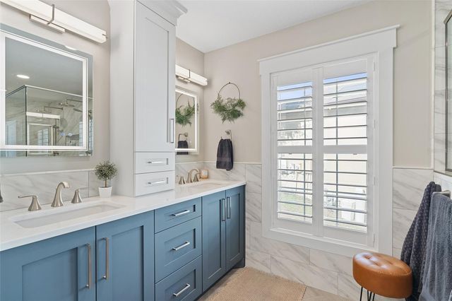 11812 LAKESHORE DRIVE, Clermont, FL 34711