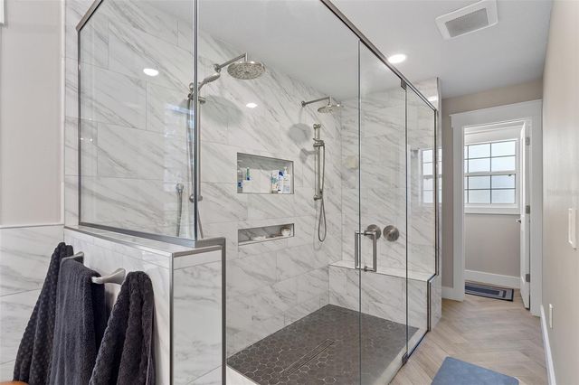 11812 LAKESHORE DRIVE, Clermont, FL 34711