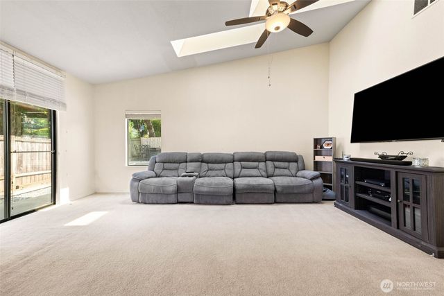 4101 Browns Point Boulevard NE, Tacoma, WA 98422