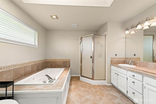 4101 Browns Point Boulevard NE, Tacoma, WA 98422