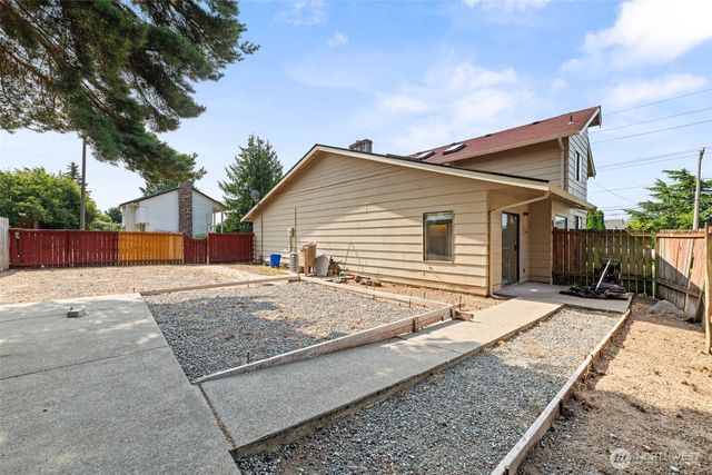 4101 Browns Point Boulevard NE, Tacoma, WA 98422