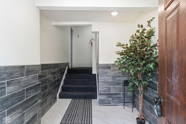 3527 N College Avenue APT 1, Indianapolis, IN 46205