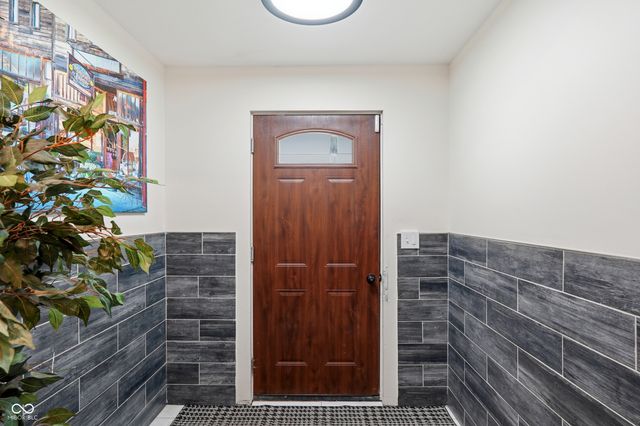 3527 N College Avenue APT 1, Indianapolis, IN 46205