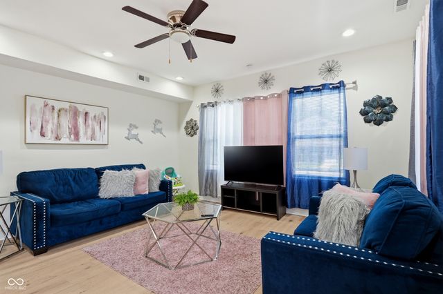 3527 N College Avenue APT 1, Indianapolis, IN 46205
