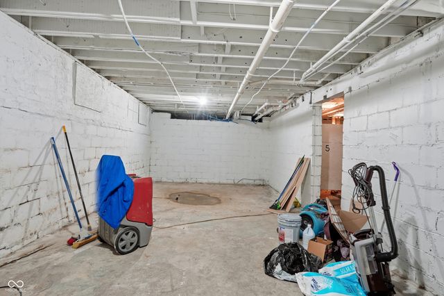 3527 N College Avenue APT 1, Indianapolis, IN 46205