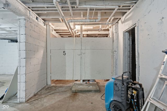 3527 N College Avenue APT 1, Indianapolis, IN 46205