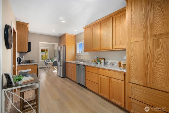 6622 S Warner Street, Tacoma, WA 98409