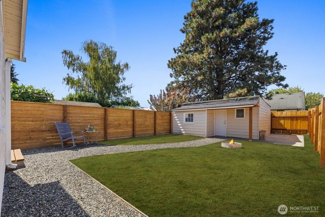 6622 S Warner Street, Tacoma, WA 98409