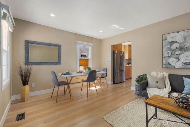 6622 S Warner Street, Tacoma, WA 98409