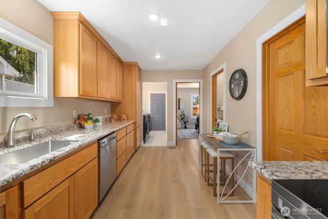 6622 S Warner Street, Tacoma, WA 98409