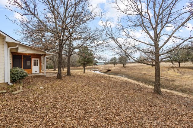 265 Cooks Corner Road, Pottsboro, TX 75076