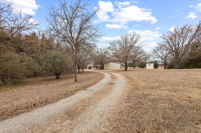 265 Cooks Corner Road, Pottsboro, TX 75076