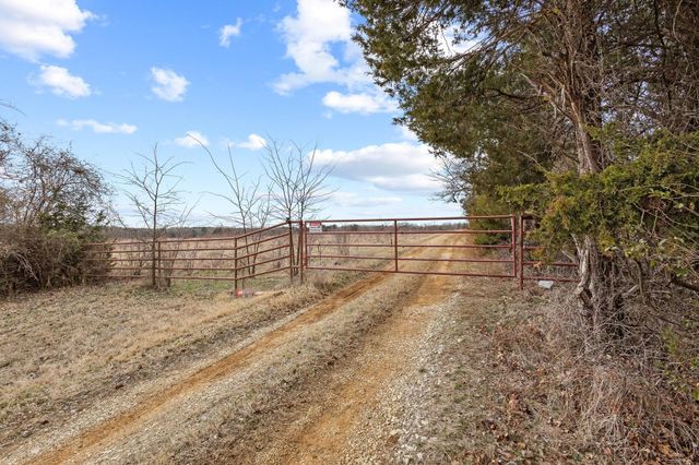 265 Cooks Corner Road, Pottsboro, TX 75076