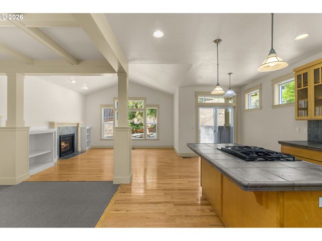 15157 Sw 119TH Ave, Portland, OR 97224