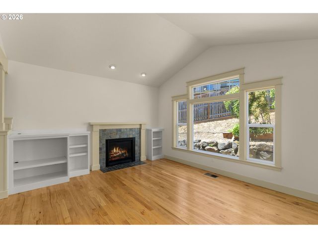15157 Sw 119TH Ave, Portland, OR 97224