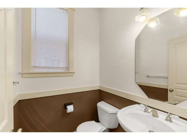 15157 Sw 119TH Ave, Portland, OR 97224