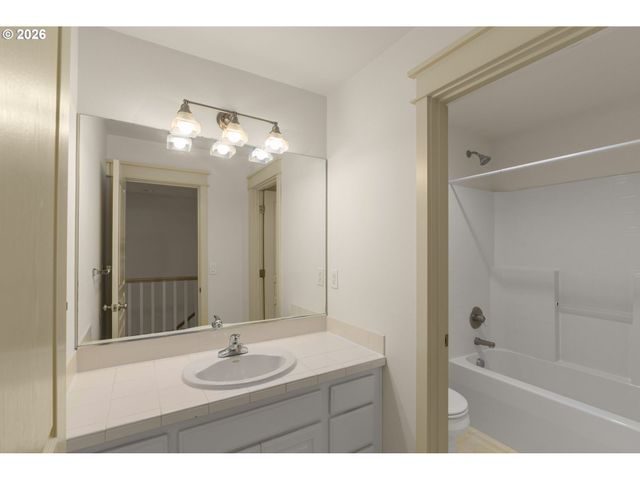 15157 Sw 119TH Ave, Portland, OR 97224