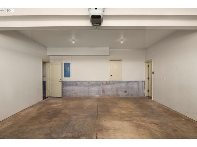 15157 Sw 119TH Ave, Portland, OR 97224