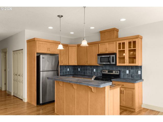 15157 Sw 119TH Ave, Portland, OR 97224