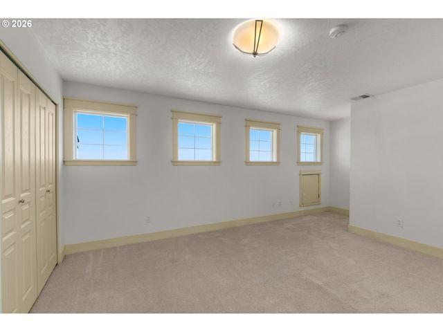 15157 Sw 119TH Ave, Portland, OR 97224
