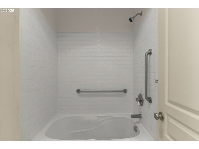 15157 Sw 119TH Ave, Portland, OR 97224