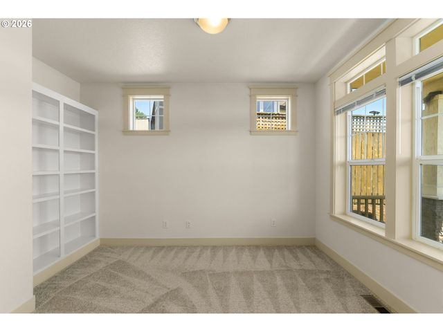 15157 Sw 119TH Ave, Portland, OR 97224