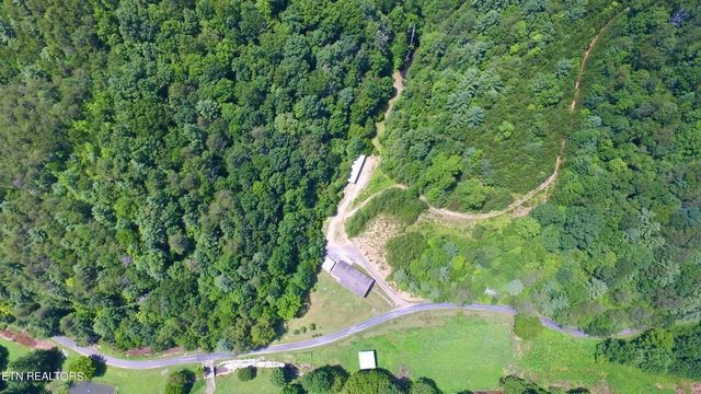 1465 Chestnut Valley Rd, Vonore, TN 37885