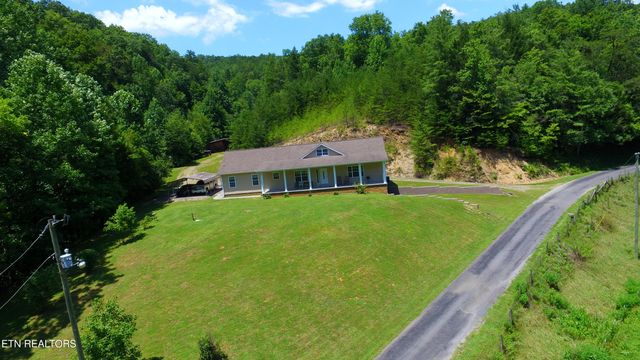 1465 Chestnut Valley Rd, Vonore, TN 37885