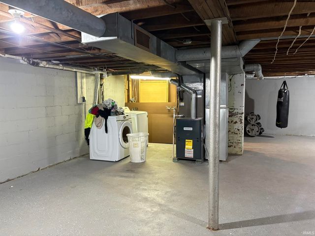 860 2nd Avenue, Jasper, IN 47546