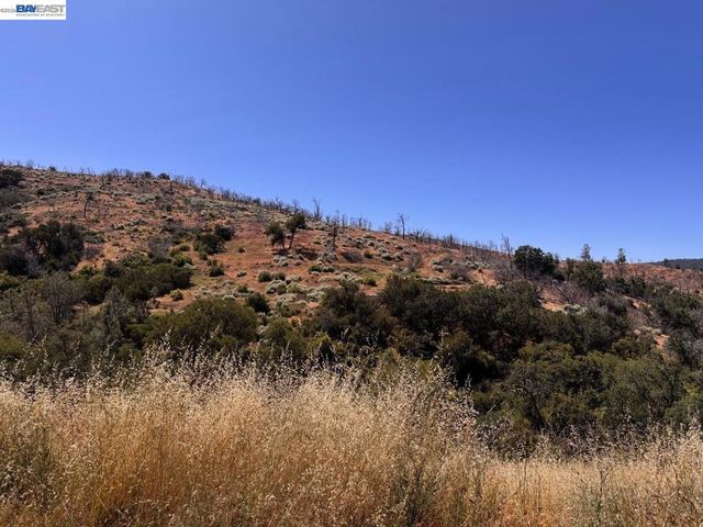 21810 Mines Rd, Livermore, CA 94550